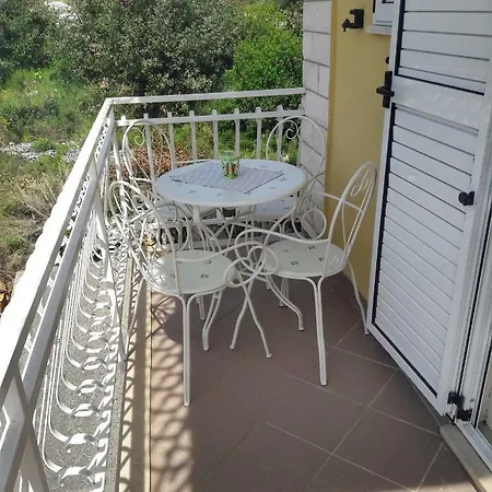 Apartmani Peran Grebastica Exterior photo
