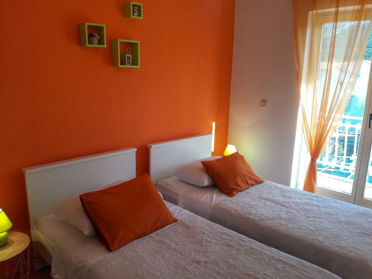 Peran Apartman